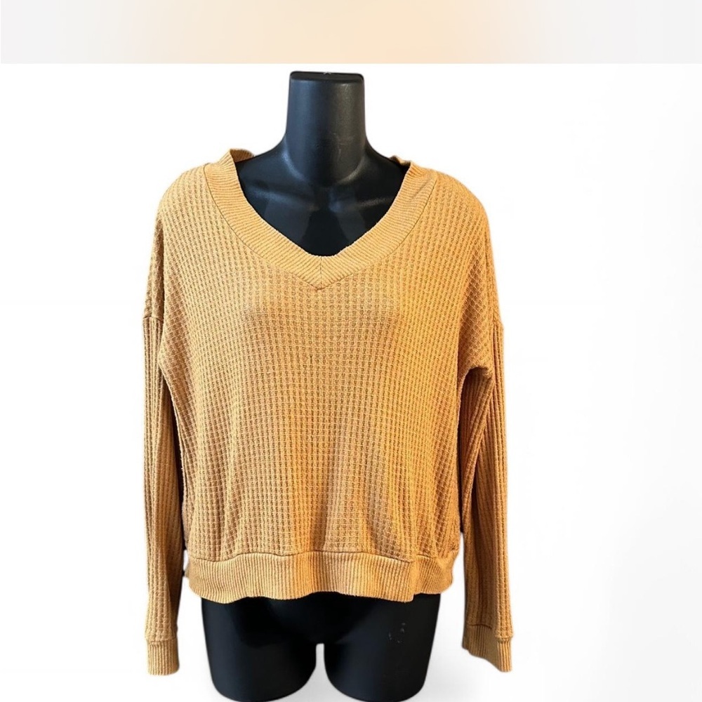 Olive & Oak V-Neck Sweater in Mustard